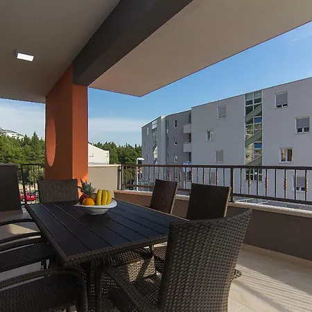 Rudez Apartment