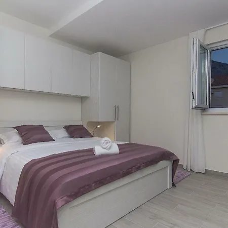 Rudez Apartment