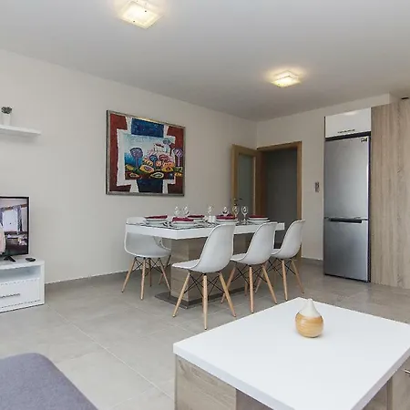 Apartment Rudez *