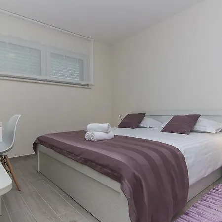 Rudez Apartment *