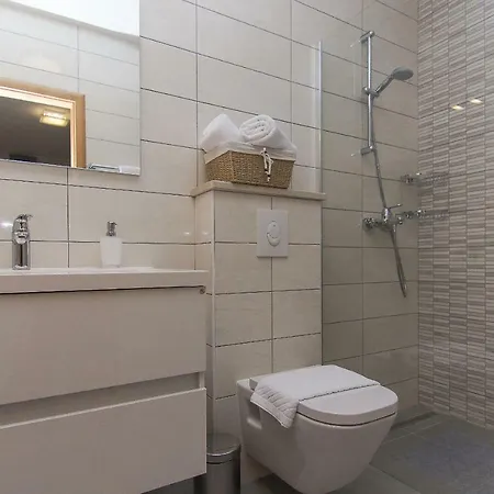 Rudez Apartment Makarska