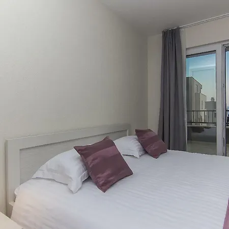 Rudez Apartment *