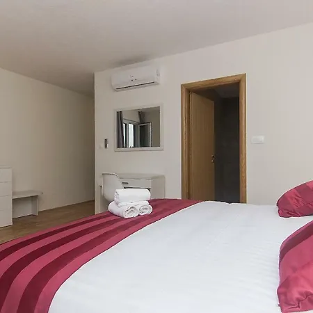Rudez Lägenhet Makarska